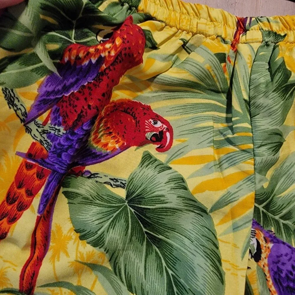 Vintage YMLA Shorts Set Cartegena Colombia Tropical Parrots Silk Feel Sz Boys 10